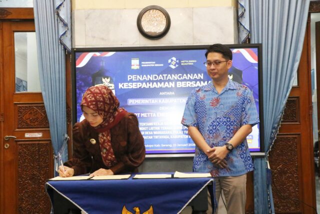 Bupati Serang Teken MoU, Warga Pulo Tunda Bakal Nikmati Sambungan Listrik 24 Jam