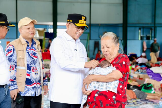 Andra Soni Pastikan Penanganan Banjir Tangerang dan Pengungsian Berjalan Optimal