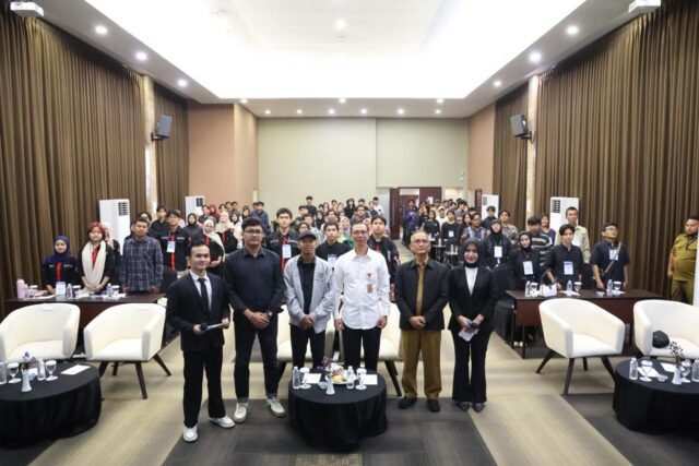 Andra Soni : Pemuda Harus Bisa Memanfaatkan Teknologi Informasi