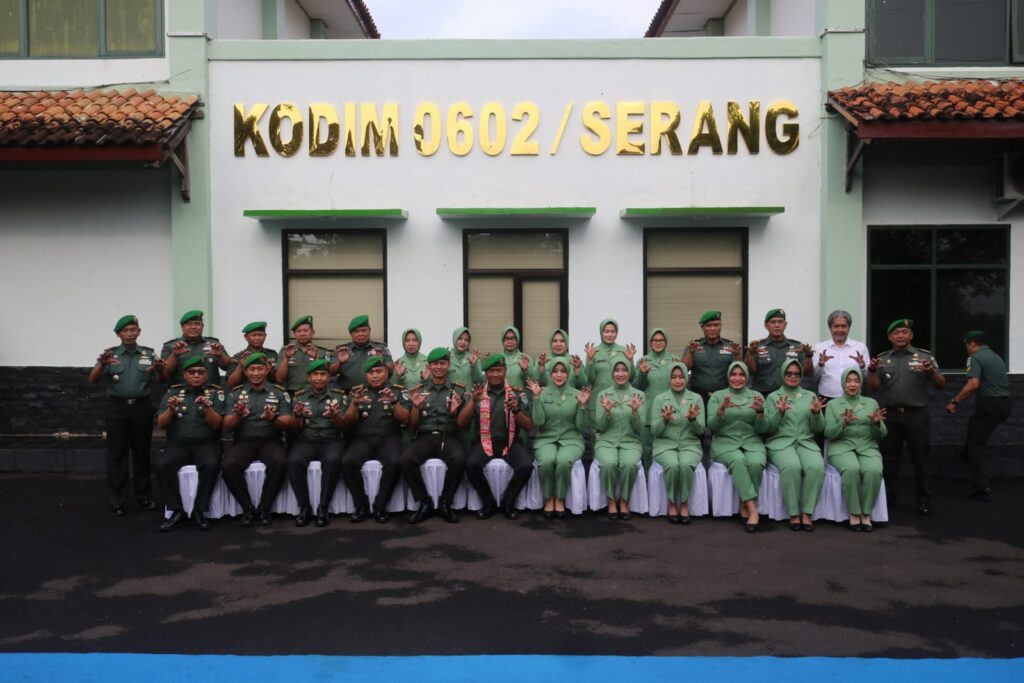 Danrem 064/MY Tekankan Disiplin Prajurit saat Kunjungan ke Kodim Serang