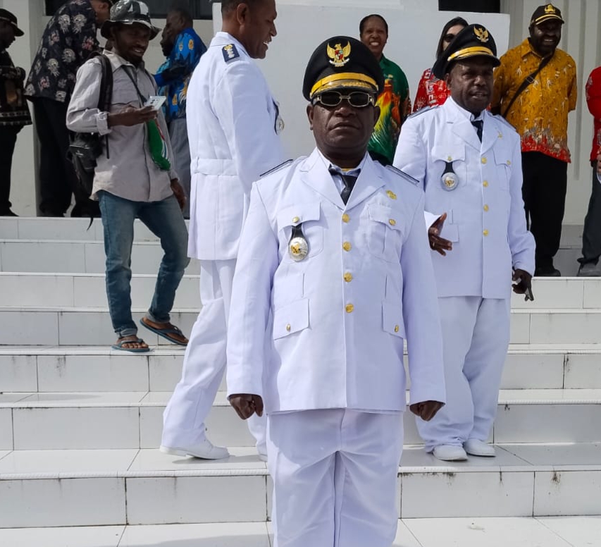 Matias Gobai Dilantik sebagai Kepala Distrik Kebo Matias Gobai Dilantik sebagai Kepala Distrik Kebo