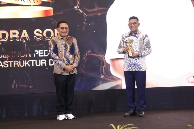 Program Bang Andra Bawa Andra Soni Terima Anugerah Indoposco