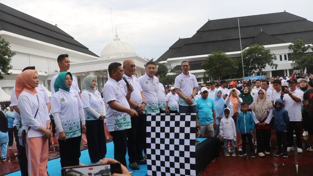 Dandim 0602/Serang Hadiri Jalan Sehat HPN Banten 2026