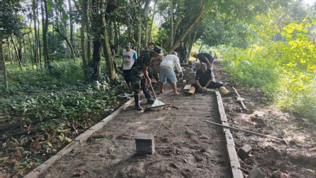 TMMD 127, Bangun Jalan Lingkungan Akses TPU di Cikeusal