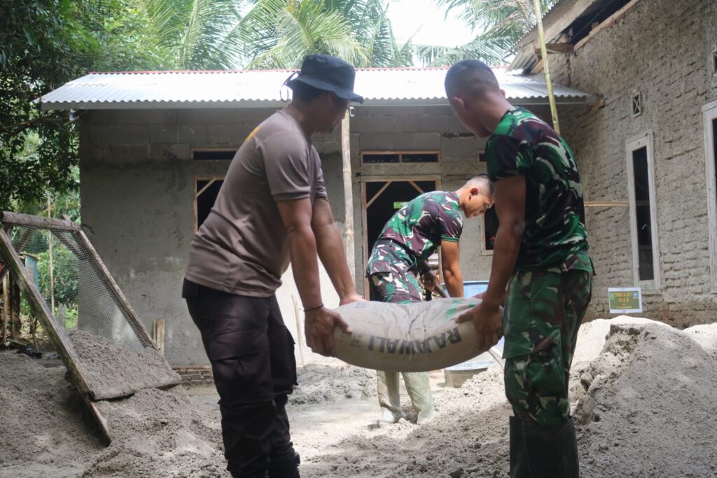 Rumah yang Hampir Roboh, Kini Kokoh Berkat Gotong Royong