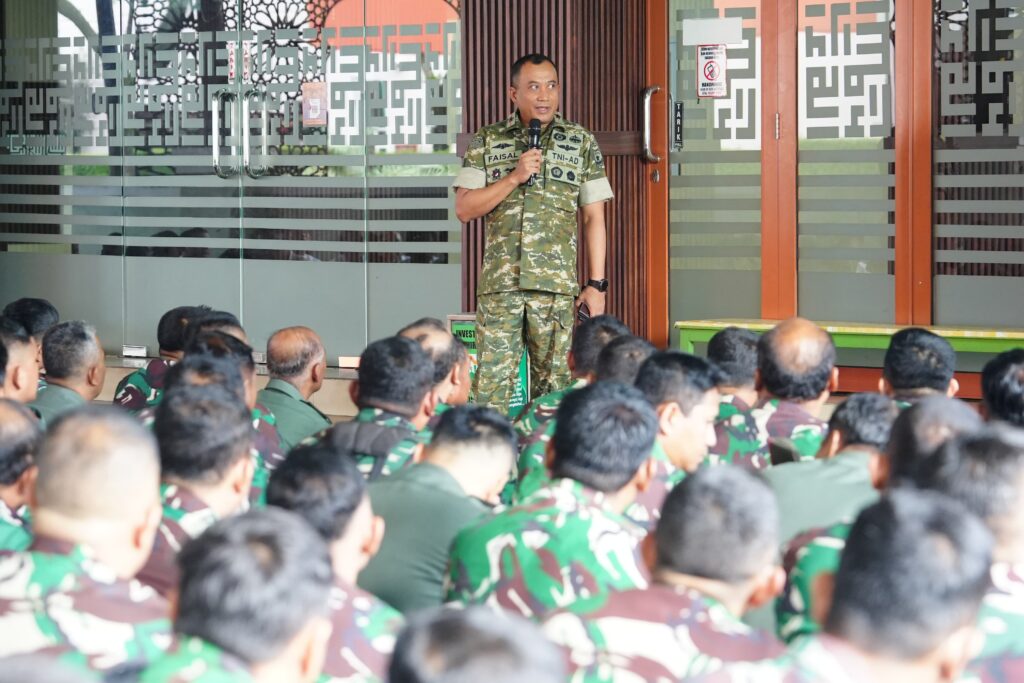 Danrem 052/Wijayakrama Tekankan Disiplin Ibadah dan Program Sosial Jelang Ramadhan Danrem 052/Wijayakrama Tekankan Disiplin Ibadah dan Program Sosial Jelang Ramadhan