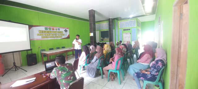 Warga Sukamenak Diingatkan Bahaya Narkoba di Tengah Program TMMD