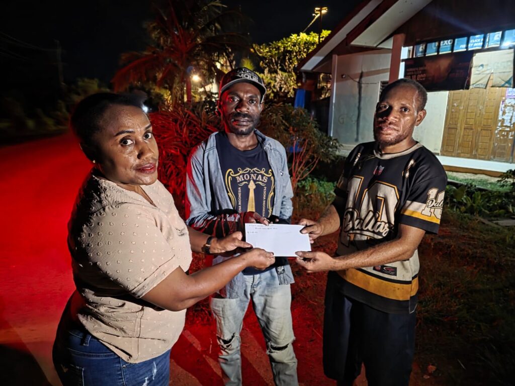 Mahasiswa Paniai di Sorong Galang Sumbangan Sukarela, MRP Papua Barat Daya Salurkan Bantuan Duka Mahasiswa Paniai di Sorong Galang Sumbangan Sukarela, MRP Papua Barat Daya Salurkan Bantuan Duka