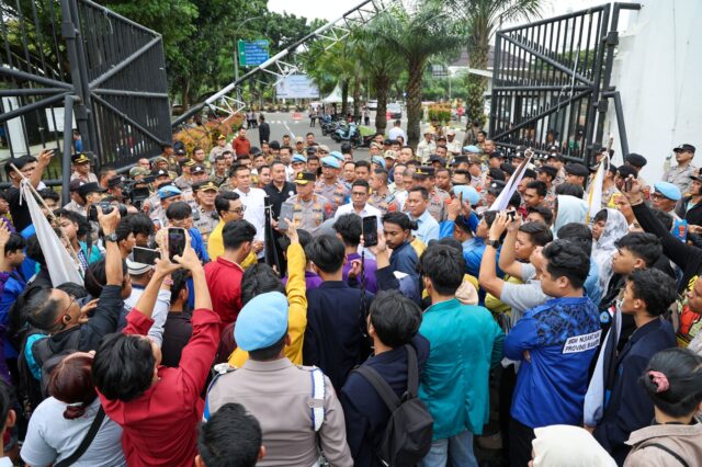 Temui Aliansi BEM, Andra Soni Pastikan Partisipasi Mahasiswa di Musrenbang