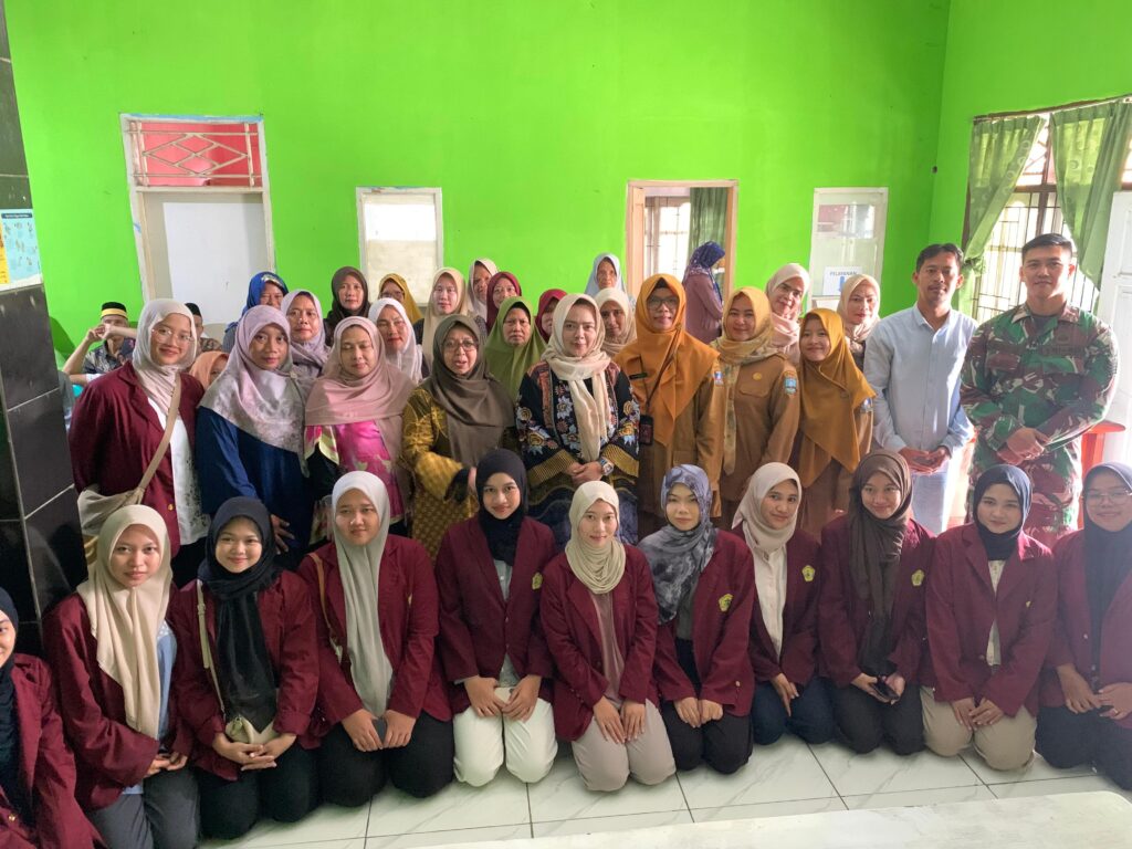 Satgas TMMD 127 Gencarkan Edukasi Mitigasi Bencana di Sukamenak Satgas TMMD 127 Gencarkan Edukasi Mitigasi Bencana di Sukamenak