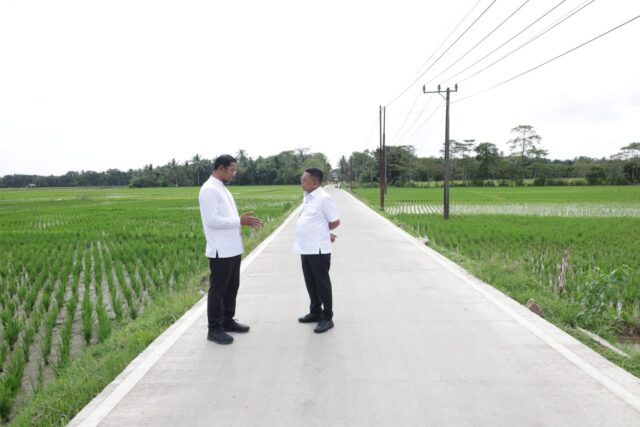 Jalan Sukadame-Kubangkondang Rampung, Andra Soni Ajak Warga Jaga Infrastruktur Desa