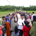 Program Bang Andra Bangun Jalan untuk 200 Hektare Sawah, Beban Petani Karyajaya Berkurang