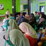 Warga Sukamenak Ikuti Penyuluhan Pendidikan, TMMD Pintu Masuk Perubahan