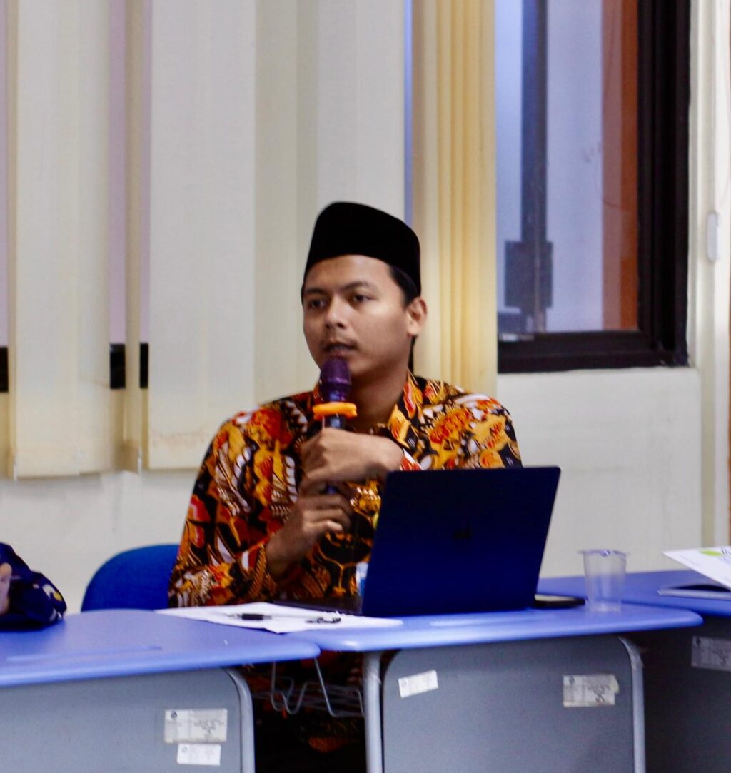 Moveinesia Menakar Makan Bergizi Gratis: Antara Mantra Pembangunan dan Kapasitas Administrasi Moveinesia Menakar Makan Bergizi Gratis: Antara Mantra Pembangunan dan Kapasitas Administrasi