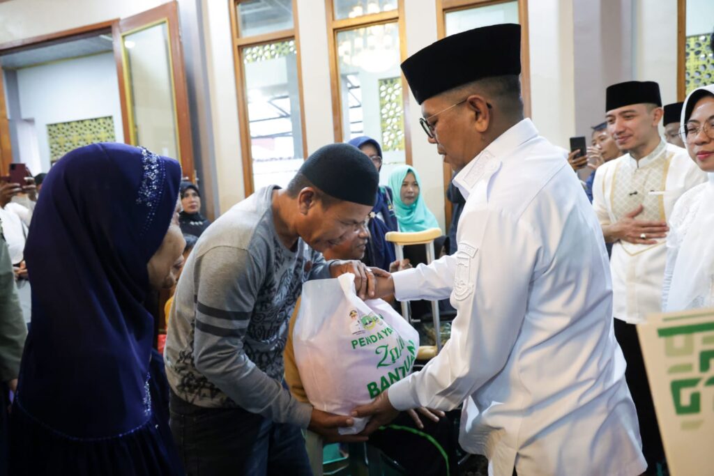 Andra Soni Ajak Masyarakat Banten Makmurkan Ramadhan dengan Ibadah