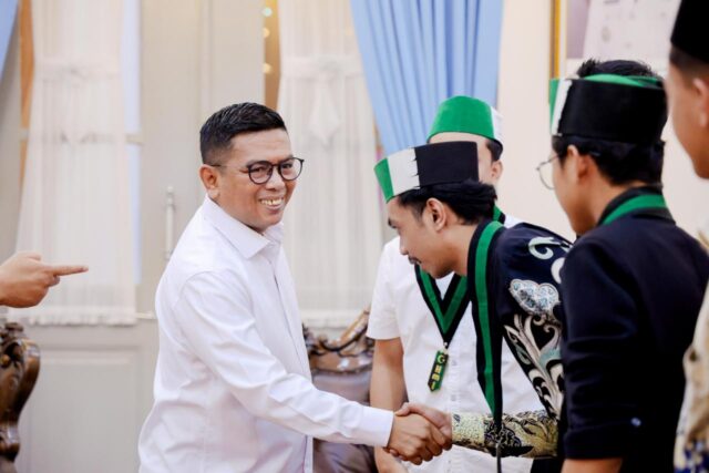 Dialog dengan HMI, Andra Soni : Kritik Penting untuk Pembangunan Banten