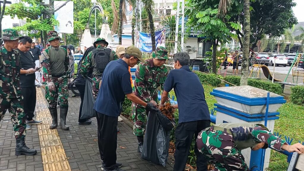 Sinergi TNI dan Pemda, Kodim 0602/Serang Gelar Aksi Bersih Lingkungan di Kota Serang