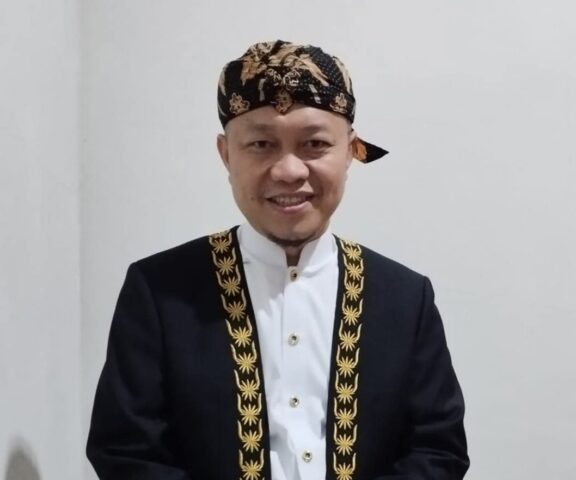 Di Tengah Bara Timur Tengah, Peluang Strategis Indonesia