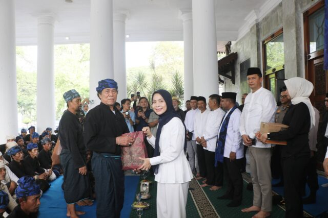 Bupati Serang Ajak Teladani Kesederhanaan Suku Baduy