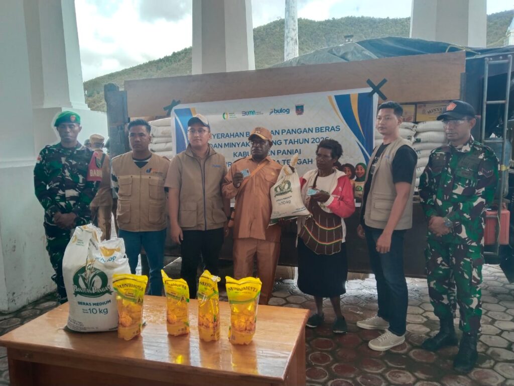 Penyaluran Bantuan Beras dan Minyak Goreng di Paniai Tepat Sasaran