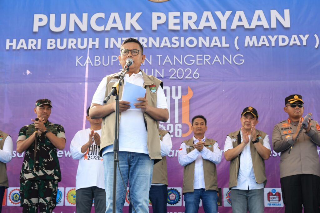 Gubernur Banten Ajak Buruh dan Pengusaha Perkuat Hubungan Industrial Gubernur Banten Ajak Buruh dan Pengusaha Perkuat Hubungan Industrial