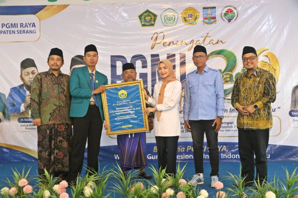‎Insentif Guru Madrasah dan Guru Ngaji di Serang Naik 50 Persen‎