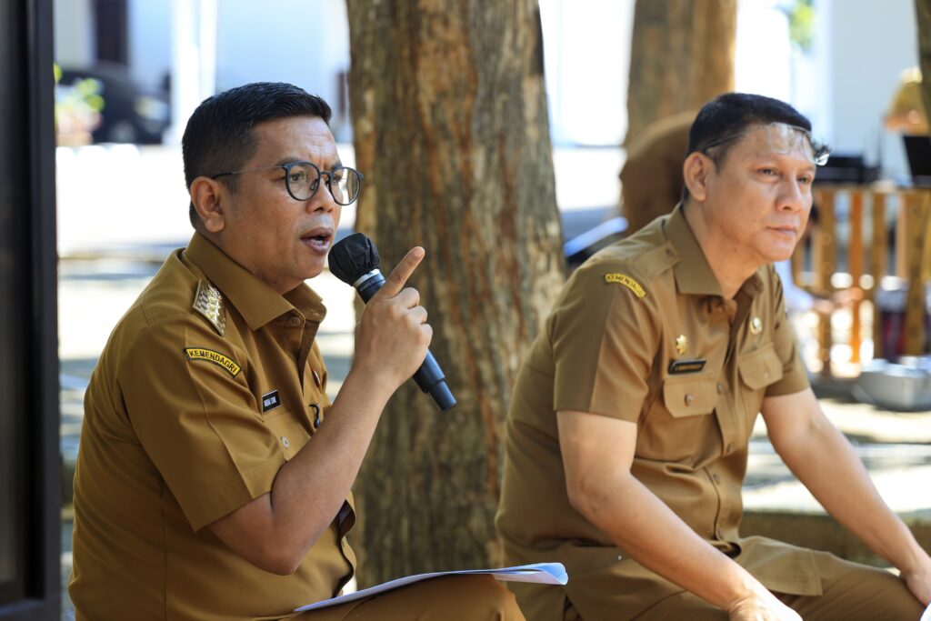 Andra Soni Minta OPD Responsif terhadap Keluhan Warga