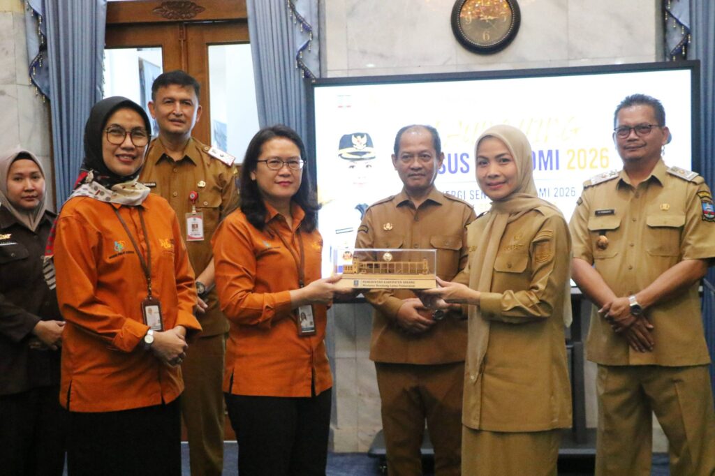 Bupati Serang Luncurkan Sensus Ekonomi 2026, Jamin Kerahasiaan Data Pelaku Usaha Bupati Serang Luncurkan Sensus Ekonomi 2026, Jamin Kerahasiaan Data Pelaku Usaha