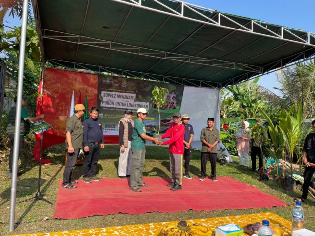 Peringati Hari Lingkungan Hidup 2026, SUPELZ dan MWC NU Rawalumbu Tanam Pohon Bersama