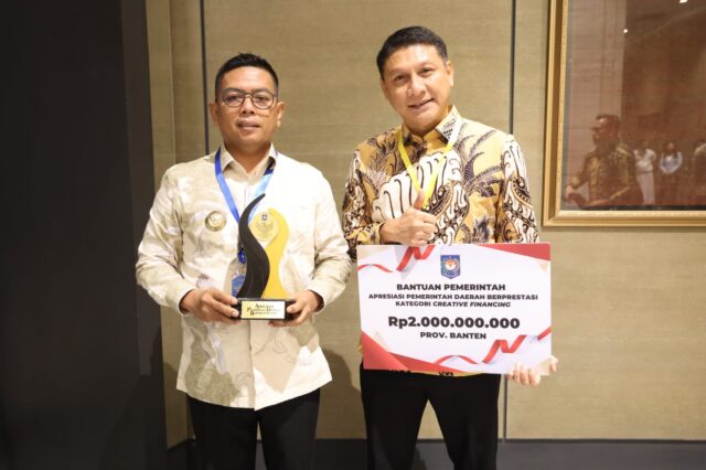 Pemprov Banten Raih Penghargaan Kategori Daerah Creative Financing 2026 dari Kemendagri