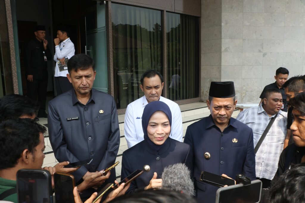 Perda Pajak dan Retribusi Kabupaten Serang Direvisi untuk Dongkrak PAD Perda Pajak dan Retribusi Kabupaten Serang Direvisi untuk Dongkrak PAD