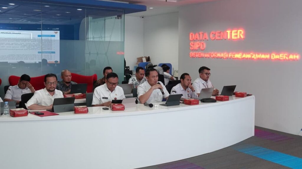 Kemendagri Fasilitasi Perubahan RKPD Jawa Timur 2026