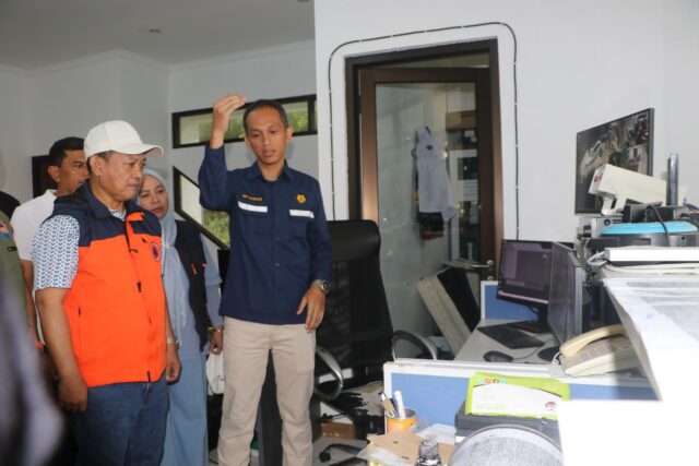 Status Anak Krakatau Siaga, Pemkab Serang Pastikan Wisata Anyer-Cinangka Tetap Aman