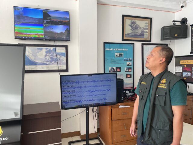 Wisata Anyer-Carita Tetap Ramai, Pemprov Banten Perkuat Mitigasi Anak Krakatau