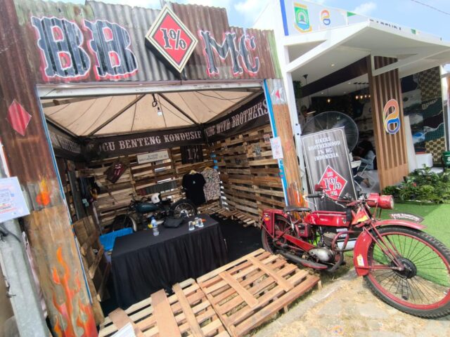 BB1% MC Hidupkan Festival Cisadane Lewat Deretan Motor Klasik
