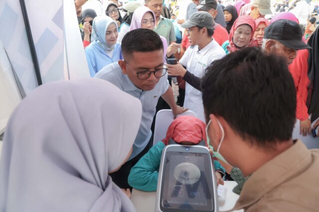 Andra Soni Ajak Masyarakat Manfaatkan Program Cek Kesehatan Gratis di Banten