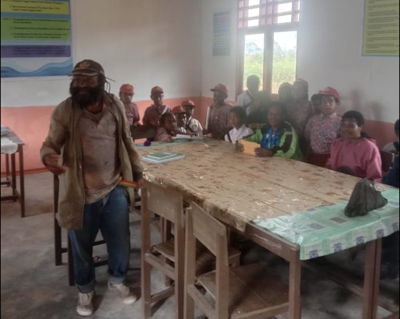 Dana Kampung Deiyai Diprioritaskan untuk Pendidikan, Kesehatan, dan Warga Miskin‎
