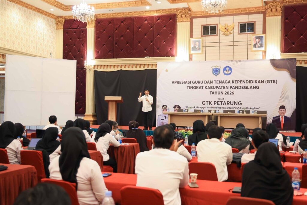 Dimyati Minta Guru Kuasai Teknologi Hadapi Tantangan Era Digital Dimyati Minta Guru Kuasai Teknologi Hadapi Tantangan Era Digital