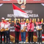 Kirab Merah Putih di Tangerang, Andra Soni Ajak Anak Muda Berinovasi