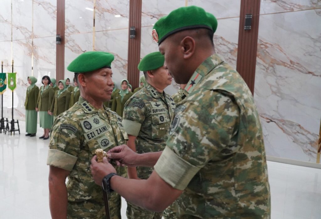 Danrem 064/MY Tekankan Pemahaman Tugas kepada Pejabat Baru Danrem 064/MY Tekankan Pemahaman Tugas kepada Pejabat Baru