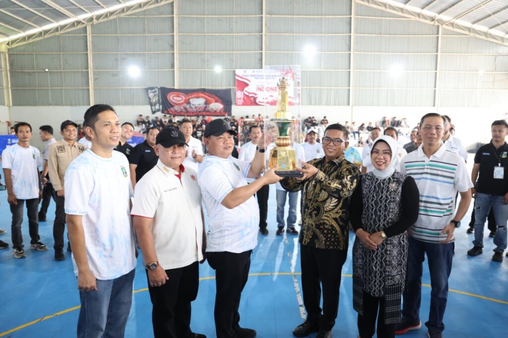 Andra Soni Minta Kompetisi Diperbanyak untuk Cetak Atlet Muda Banten Andra Soni Minta Kompetisi Diperbanyak untuk Cetak Atlet Muda Banten