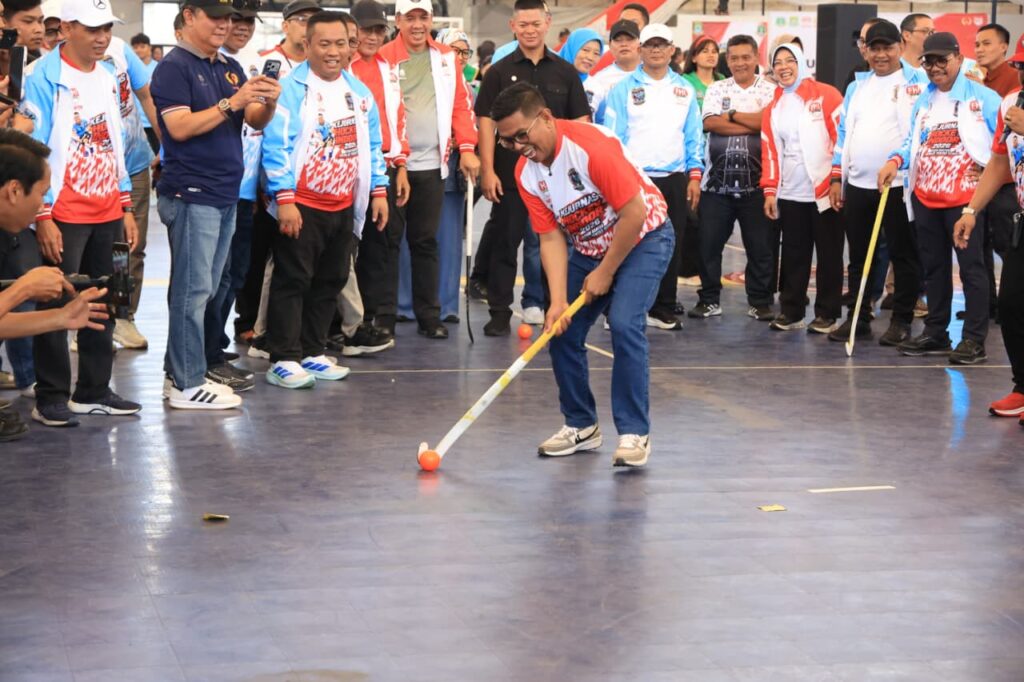Buka Kejurnas Hoki 2026, Andra Soni Tegaskan Banten Siap Jadi Tuan Rumah Ajang Nasional Buka Kejurnas Hoki 2026, Andra Soni Tegaskan Banten Siap Jadi Tuan Rumah Ajang Nasional