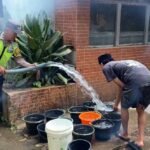 Kemarau, Polres Serang Salurkan 8.000 Liter Air Bersih ke Ponpes Al Hidayah