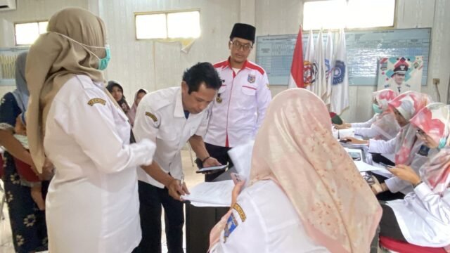 Tracing TBC Terintegrasi CKG Sasar 100 Warga Desa Sindangheula