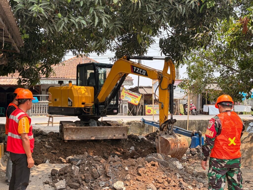 Jembatan Rusak di Kilasah Dibongkar, Dibangun Kembali lewat Program Perintis Merah Putih Jembatan Rusak di Kilasah Dibongkar, Dibangun Kembali lewat Program Perintis Merah Putih