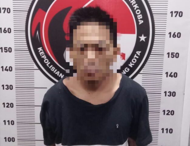Polisi Tangkap Pria yang Diduga Edarkan Sabu Saat Nongkrong di Poskamling