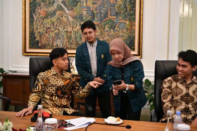 Wapres Dorong Drone Pendeteksi Asap Karya Mahasiswa ITB Dihilirkan