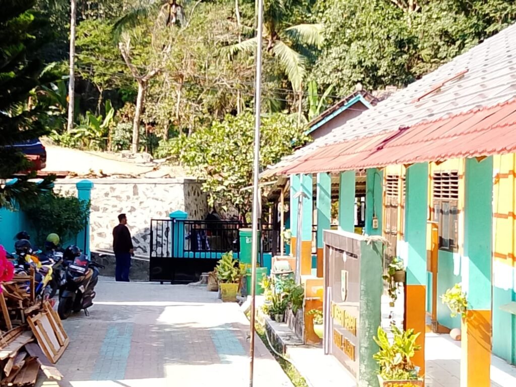 Revitalisasi SDN Gerem 2 Cilegon Disorot, Sosok Berinisial H Dipertanyakan