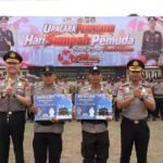 Kapolres Serang Berangkatkan Dua Bhabinkamtibmas Umrah sebagai Penghargaan Kinerja