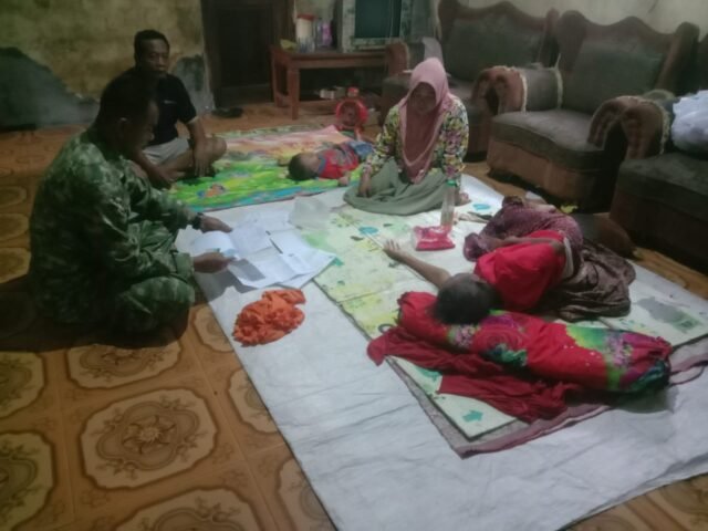 Babinsa Koramil Tirtayasa Bantu Ibu Sapiyah Urus Rujukan Pengobatan ke Rumah Sakit